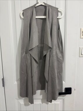 NWT Max Studio Sleeveless Suede Vest